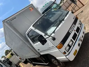 Isuzu 4BE1 Box Body
