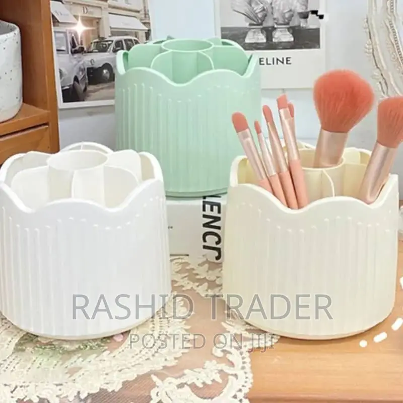Make Up Holder /Organiser