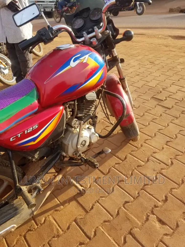 Bajaj CT 110X 2023 Red