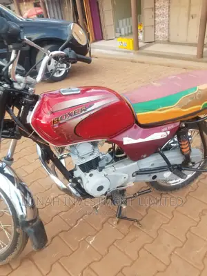 Bajaj Boxer 2022 Red