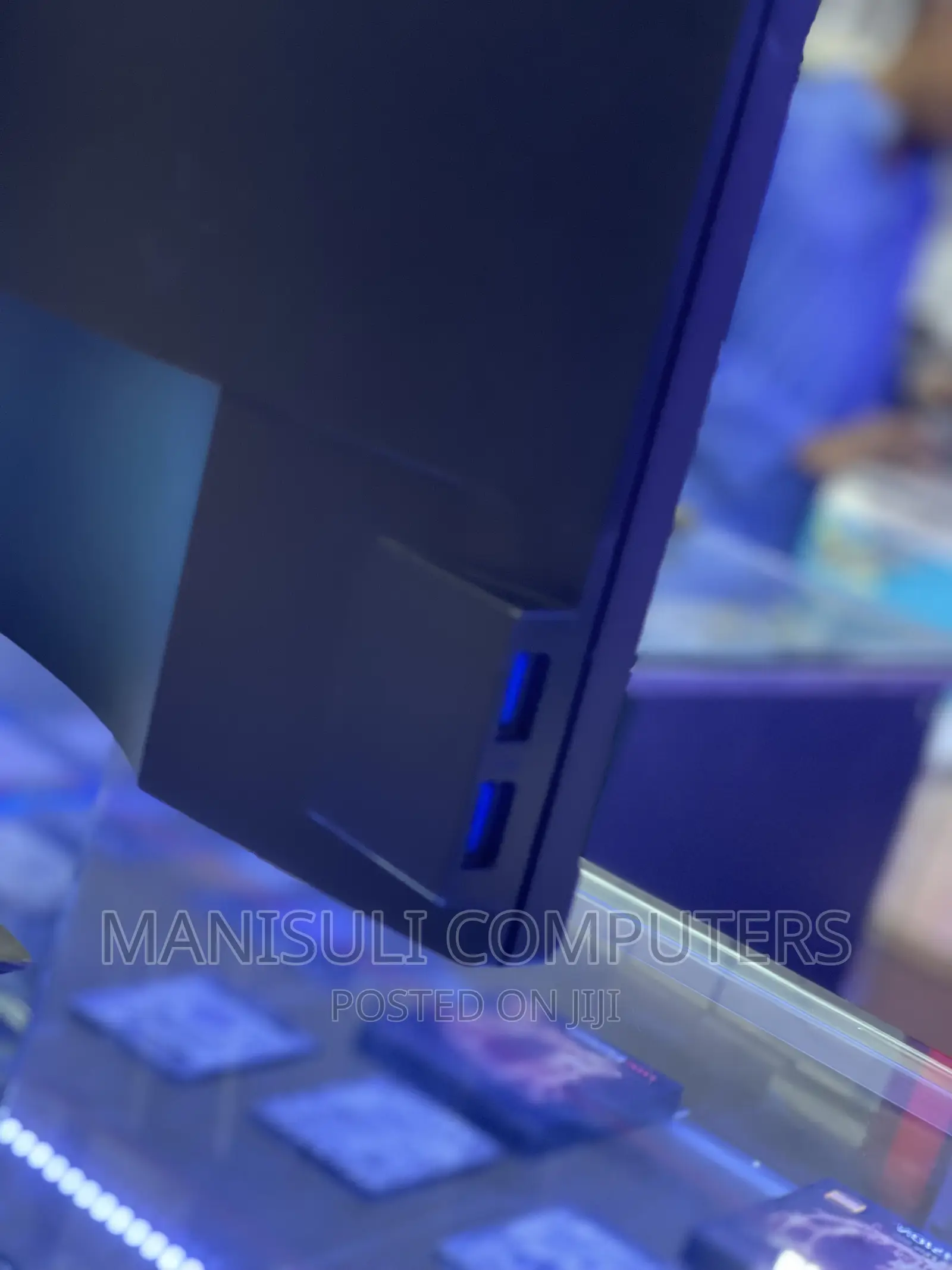 Monitor 22.9 Inch Display Ips VGA. HDMI, DP , USB 3.0 Etc