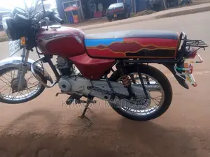 Bajaj Boxer 100 2021 Red