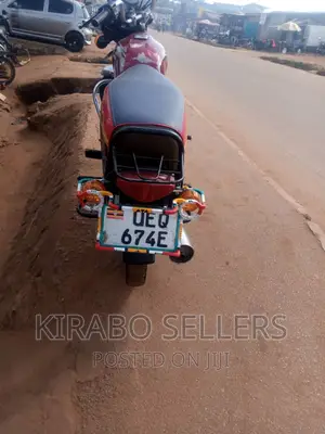 Bajaj Boxer 100 2021 Red