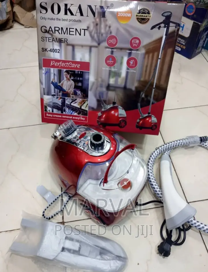 Garment Steamer With Roll Wheels ,1.6L Water Tank