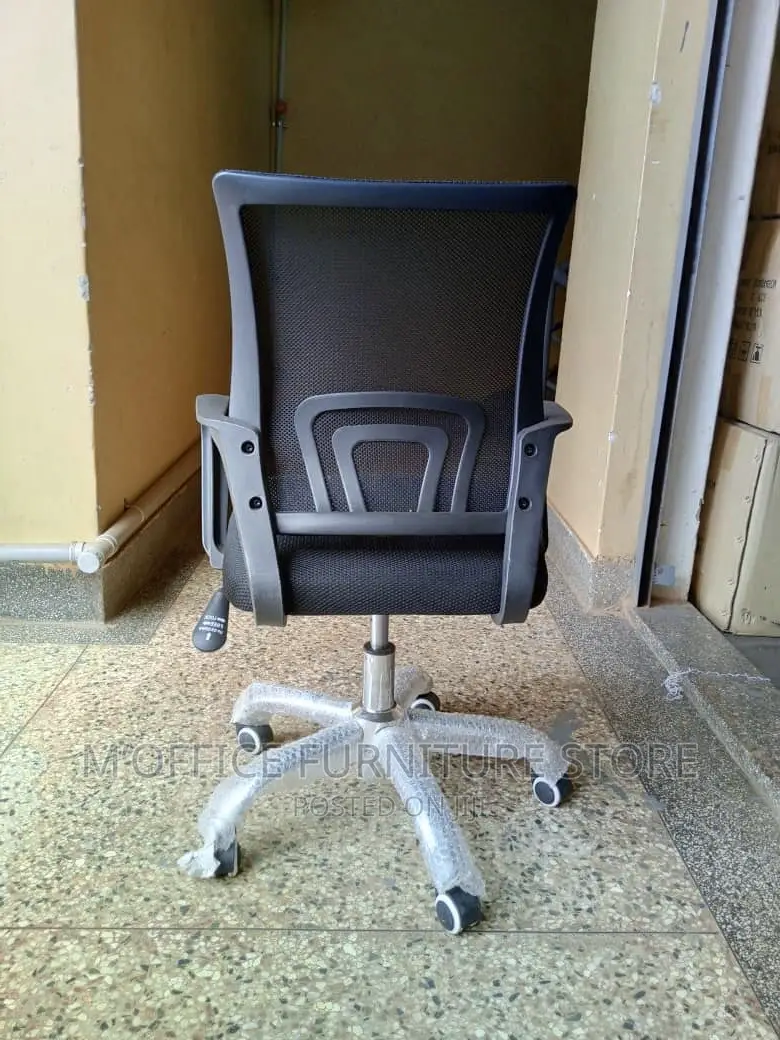 Rotating Office Chairs With Armrests