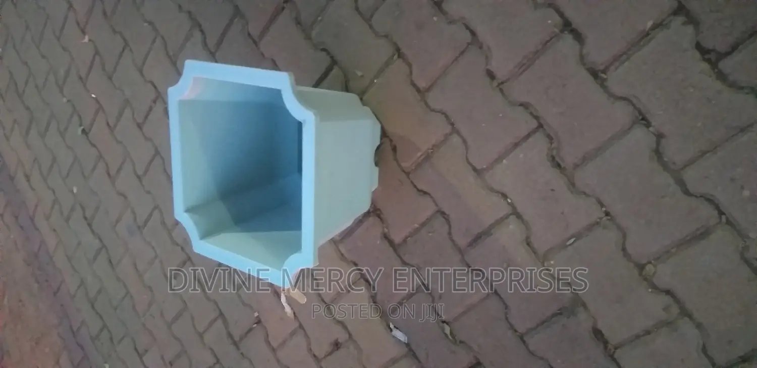Flower Pot Big