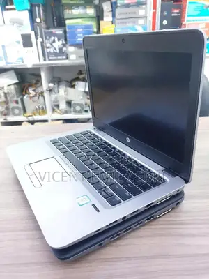 Laptop HP EliteBook 820 G3 8GB Intel Core I7 HDD 500GB