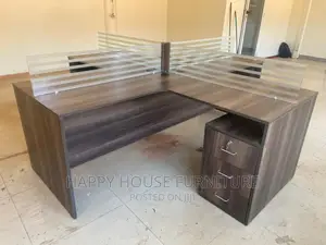 4 Seater Workstation