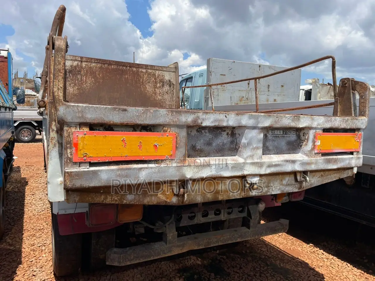 Isuzu Dumper Single Light