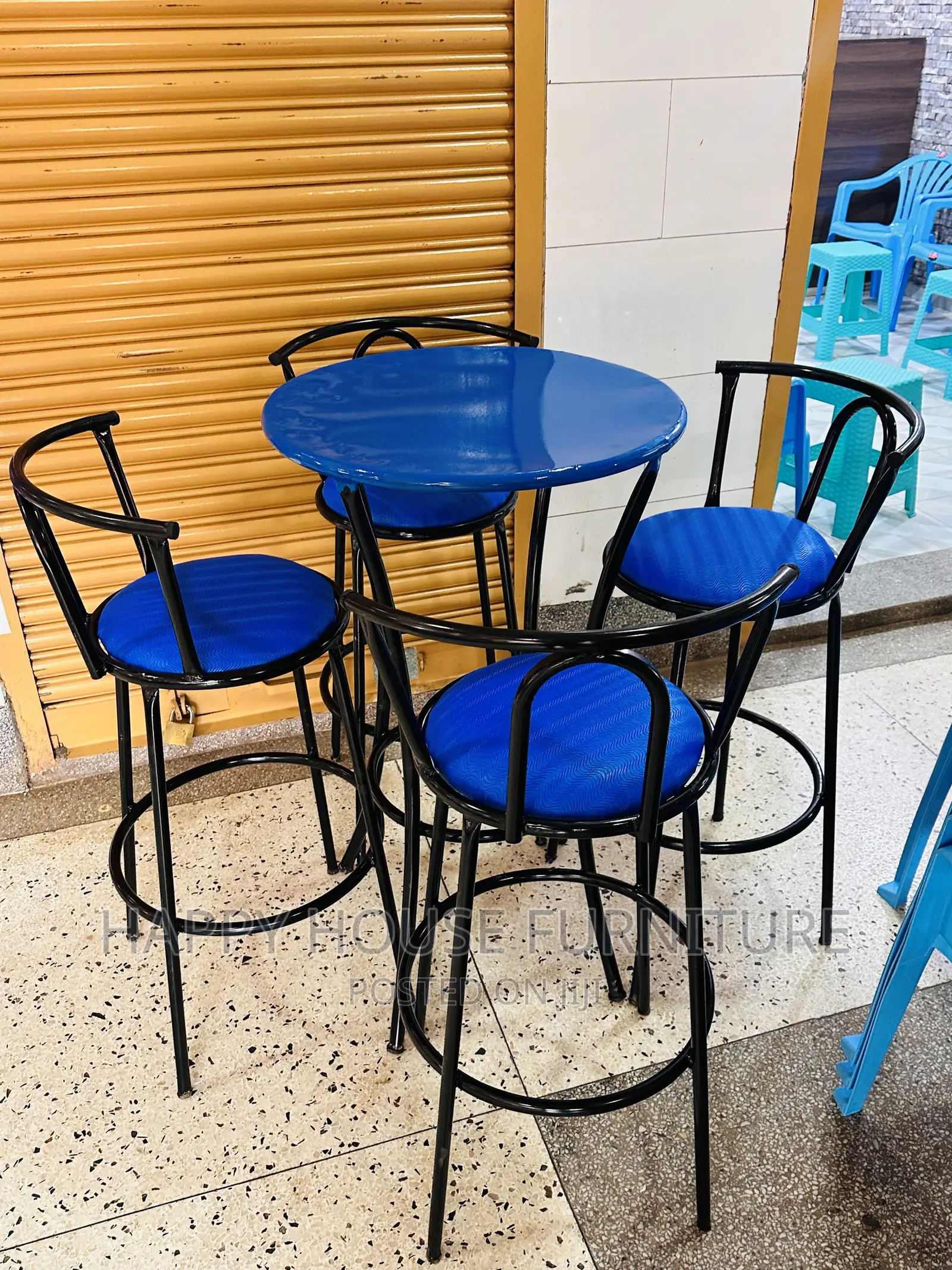 Bar/Restaurant Cocktail Tables and Chairs
