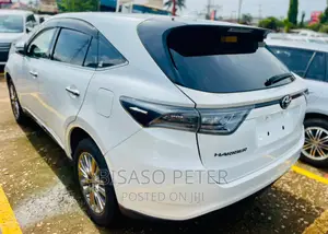 Toyota Harrier 2.0 2014 White