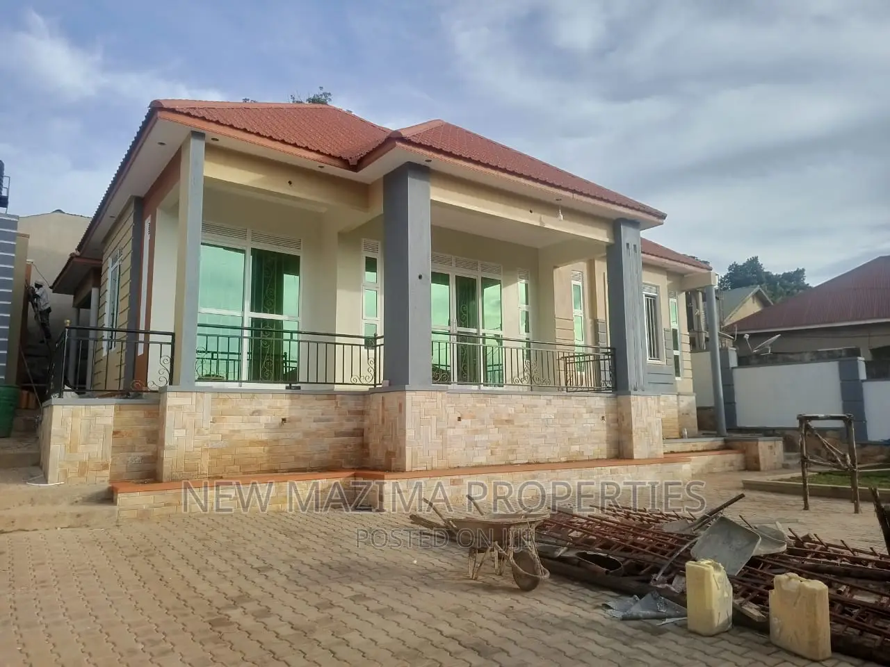 3bdrm Bungalow in Kitende Heights, Central Division for sale