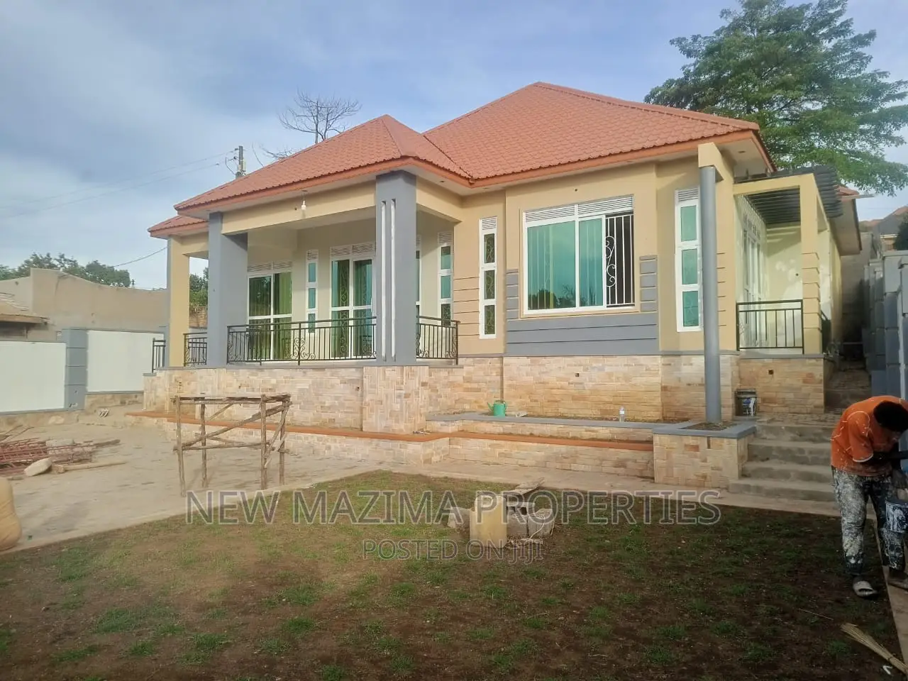 3bdrm Bungalow in Kitende Heights, Central Division for sale
