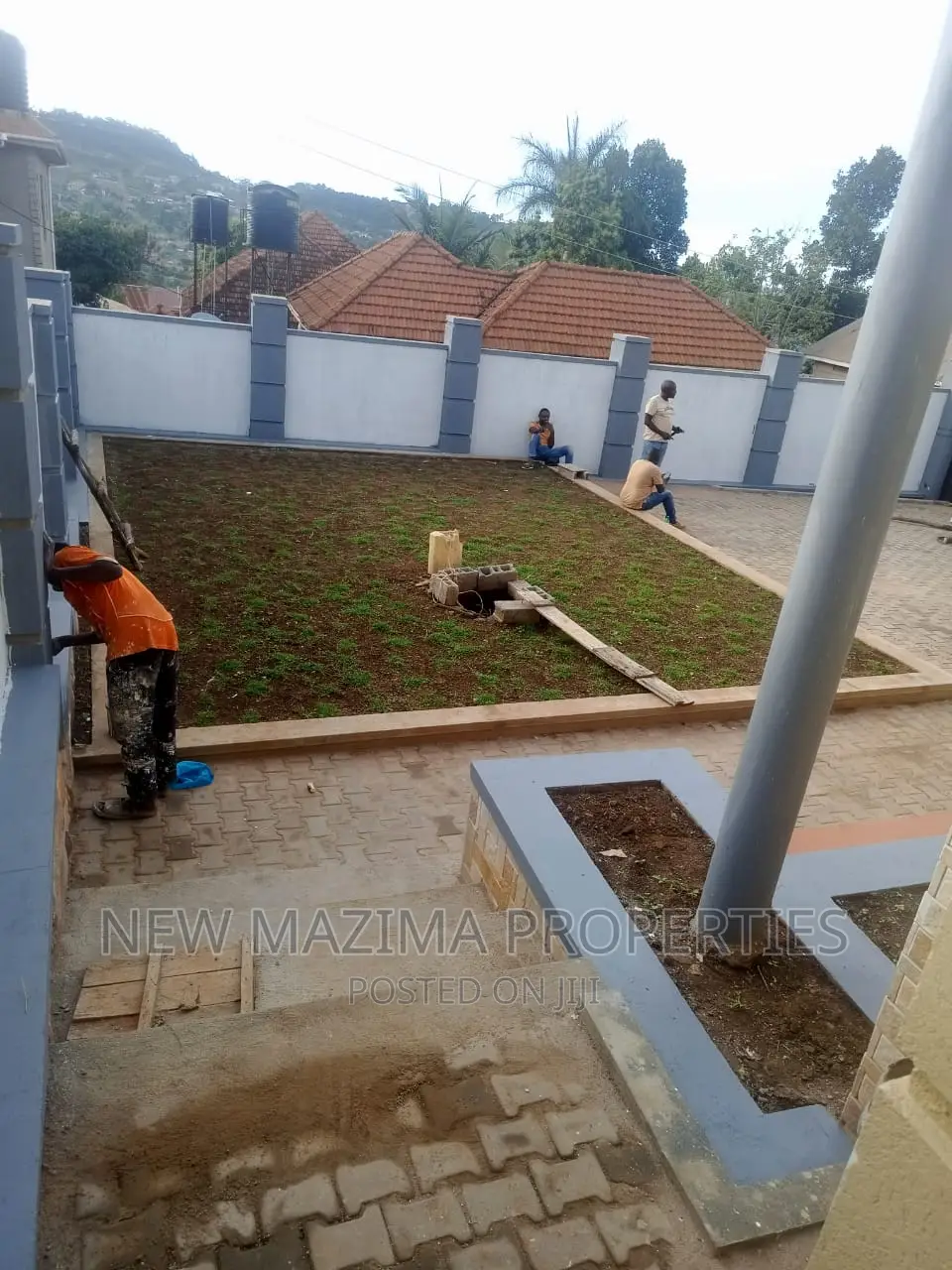3bdrm Bungalow in Kitende Heights, Central Division for sale