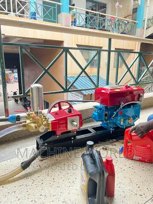 Car Washer Diesel (Large Scale)