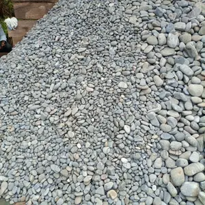 Black /White Pebble Stones 1