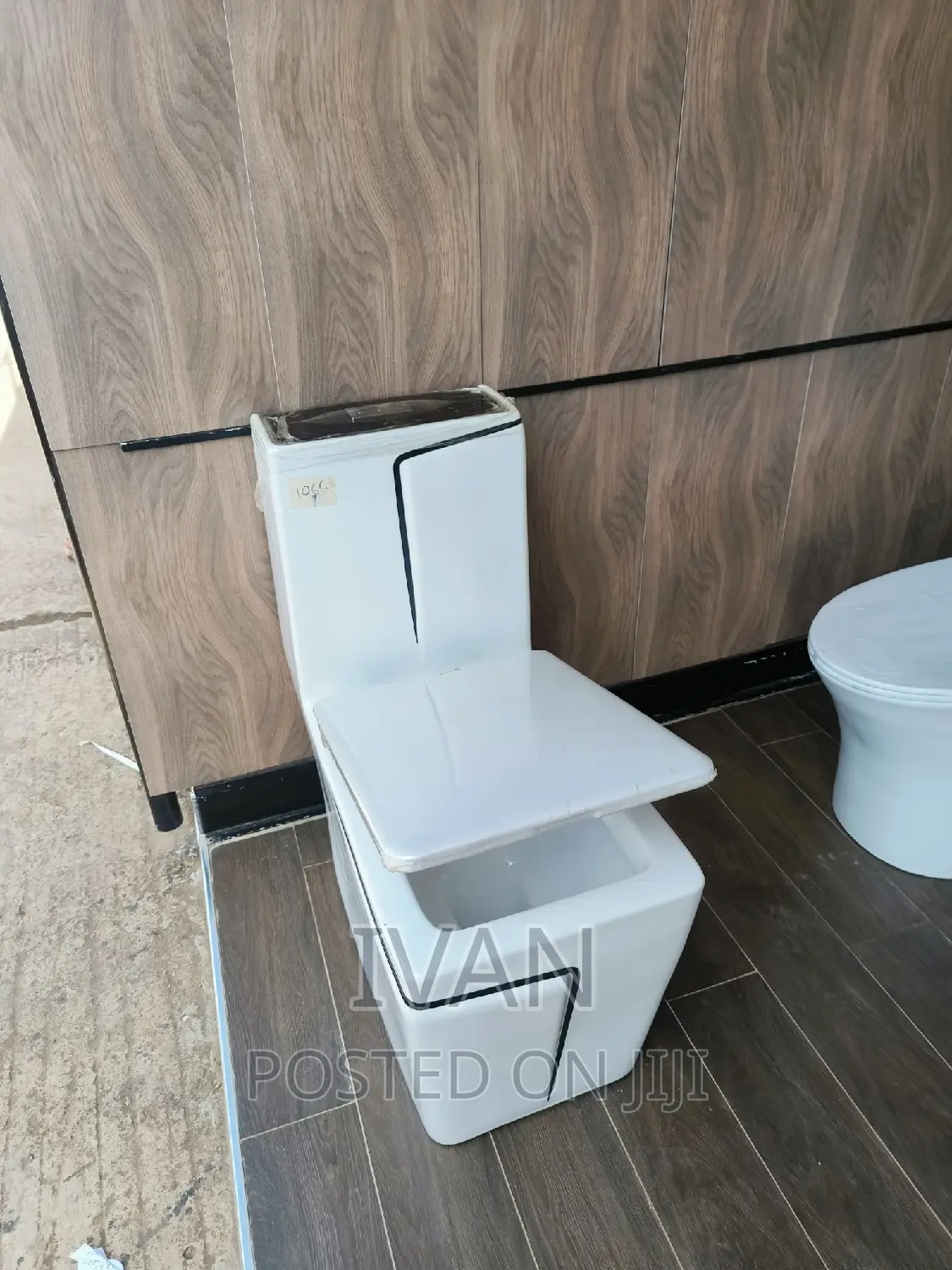 Coco Milano a Class Toilets