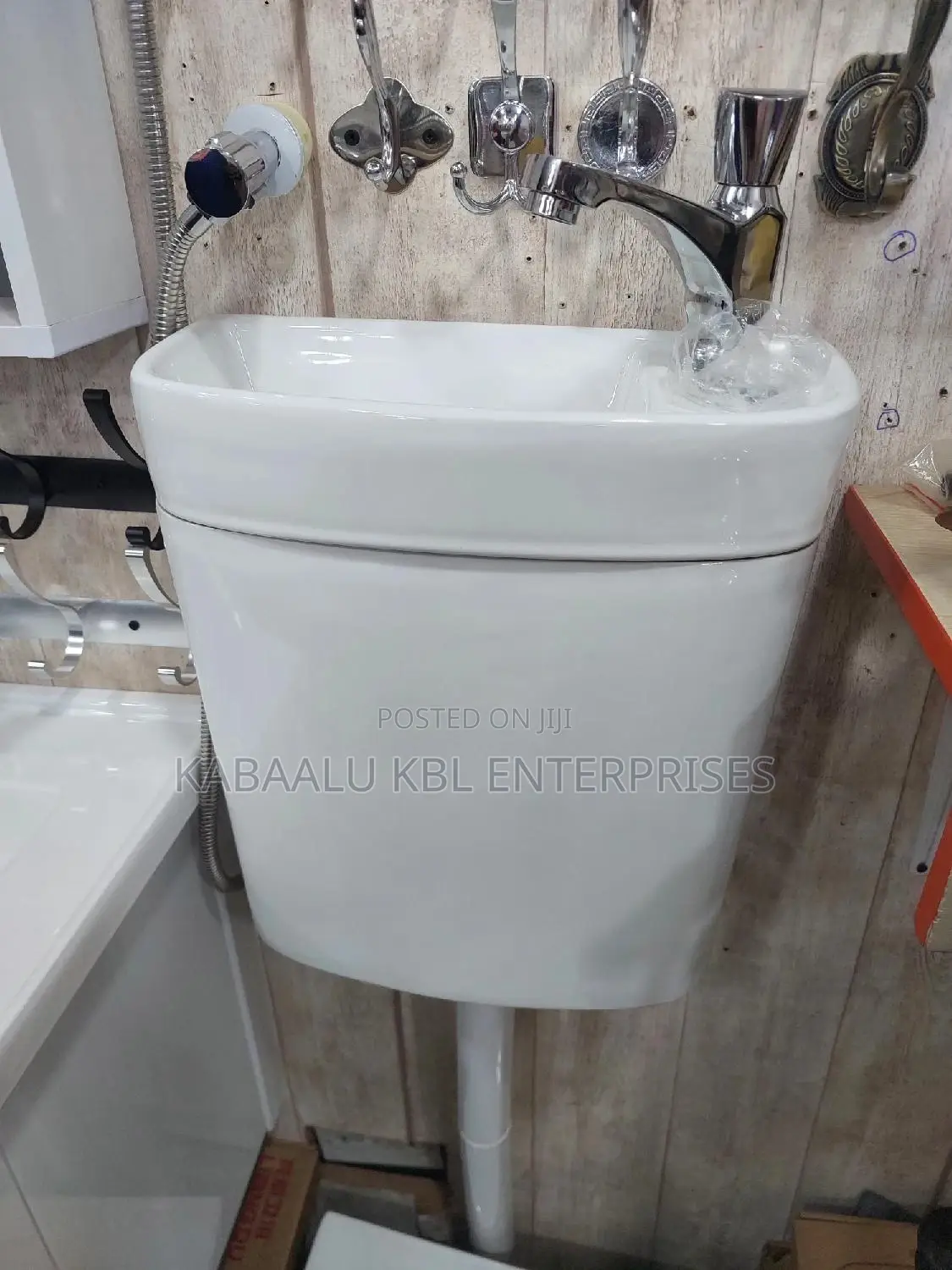 Combined Hand Wash Basin And Squatting Toilet Set