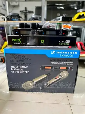 SKM9000 Black Handheld Wireless Digital Microphone System