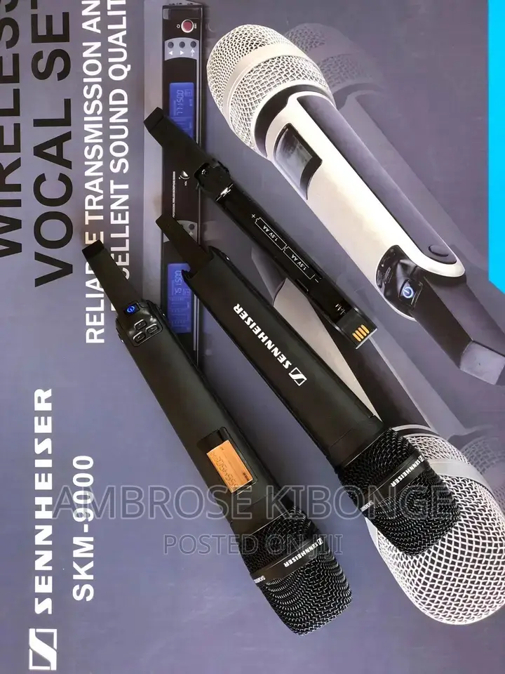 SKM9000 Black Handheld Wireless Digital Microphone System