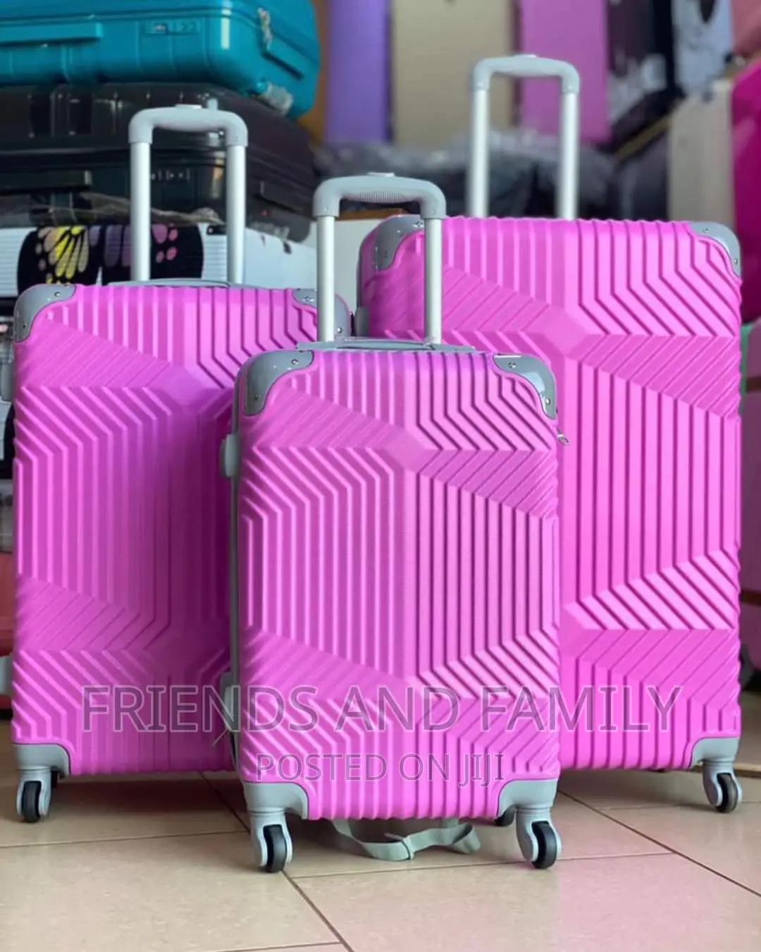 Fantastic Plastic Suitcase Bag Full Set