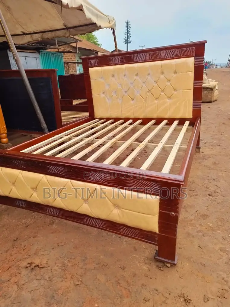 Classy 4*6 Cream Leather Bed