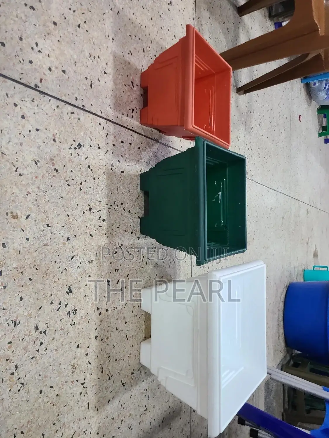 Squared Plastic Flower Pot