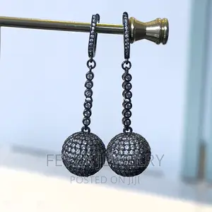 Photo - Black Bolls