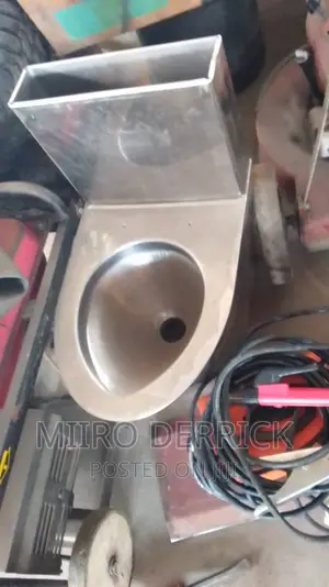 Metallic Squatting Pan Complete Set