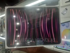 New Apple iPad Pro 11 (2022) 256 GB Black
