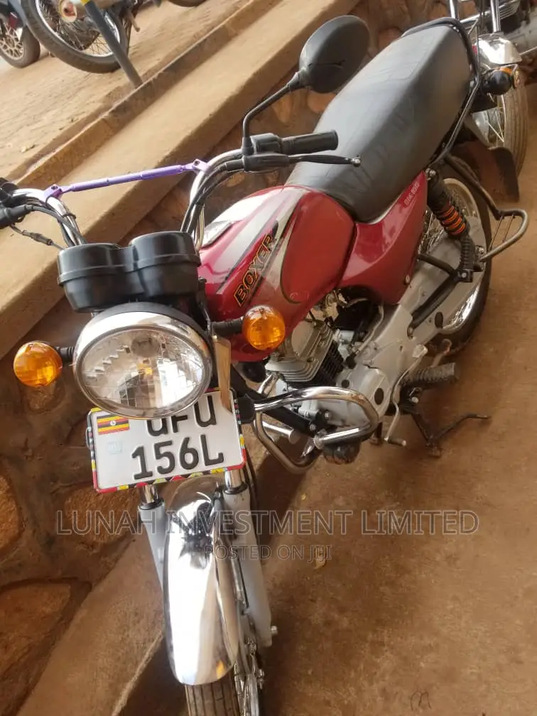 Bajaj Boxer 2023 Red