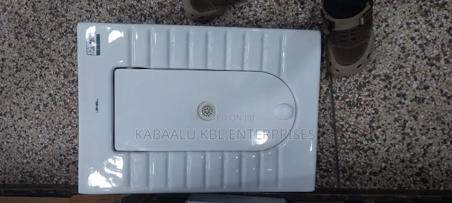 Executive Squatting Pan With Cover/Lid