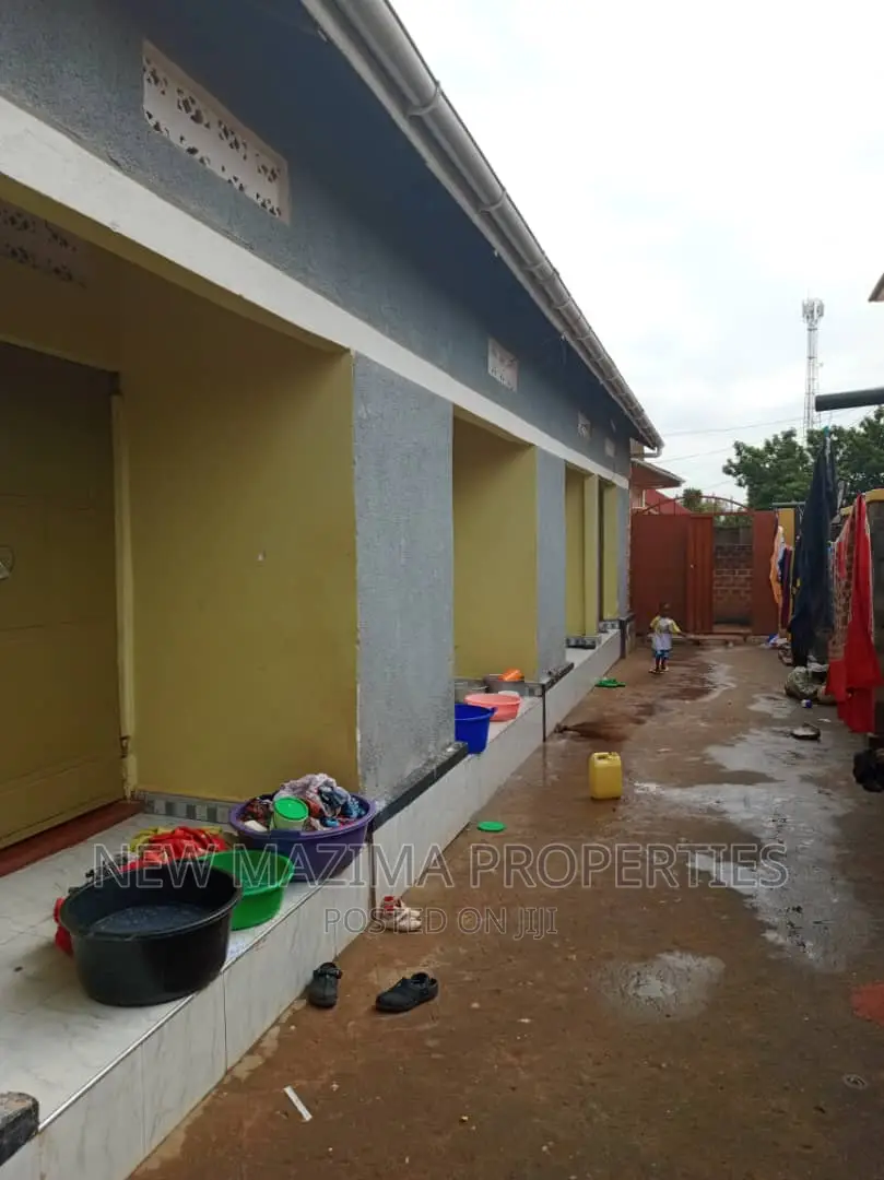 4bdrm House in Nansana, Central Division for sale