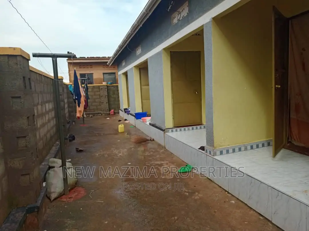 4bdrm House in Nansana, Central Division for sale