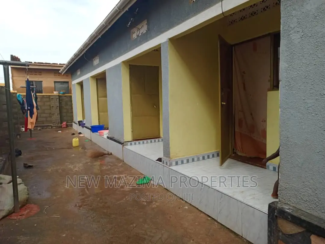 4bdrm House in Nansana, Central Division for sale
