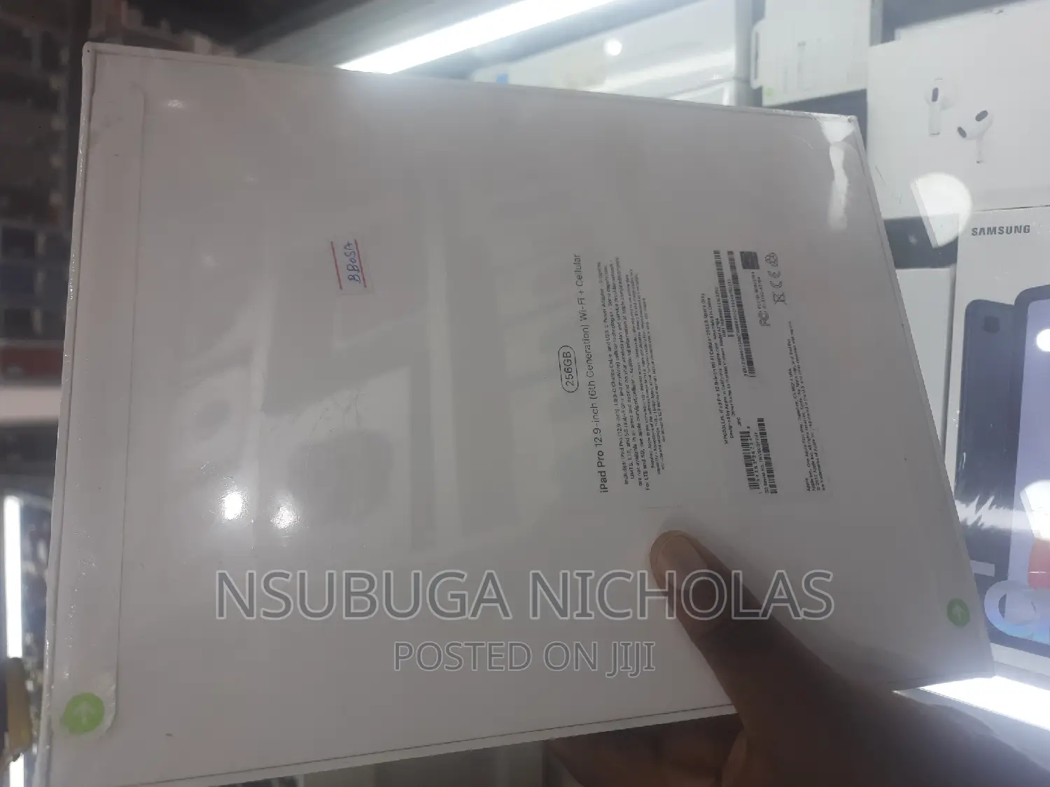 New Apple iPad Pro 12.9 (2022) 256 GB Black