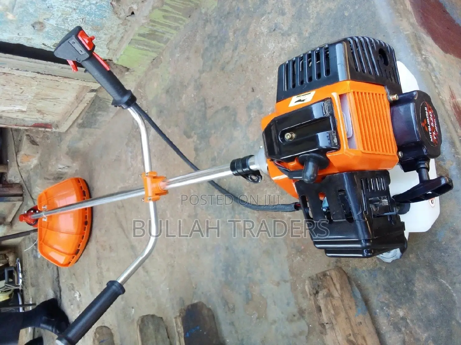 Grass Cutter/ Brush Cutter