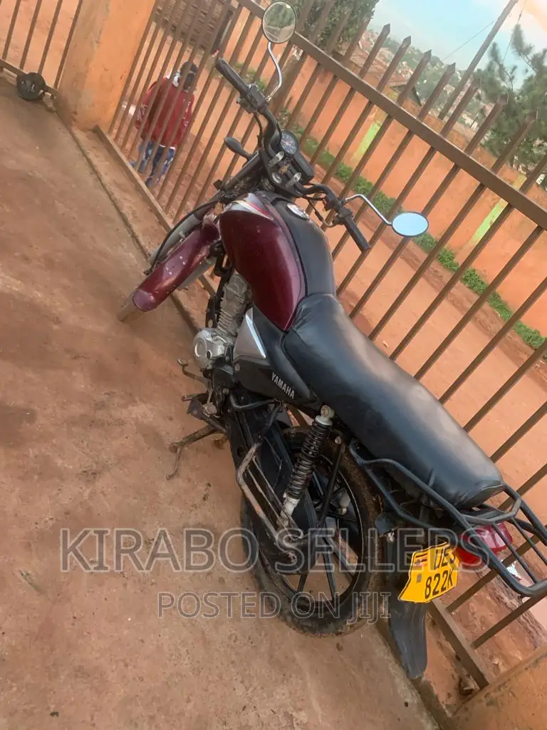 Yamaha Crux 2019 Pink