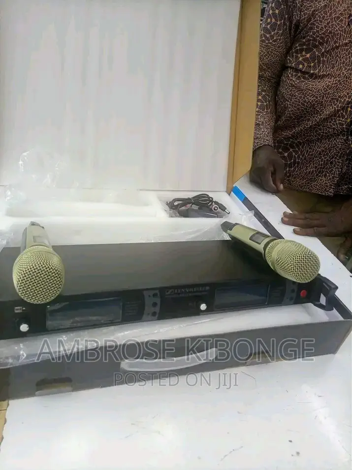 Full Package SKM-9000 Sennheiser Digital Microphone System.