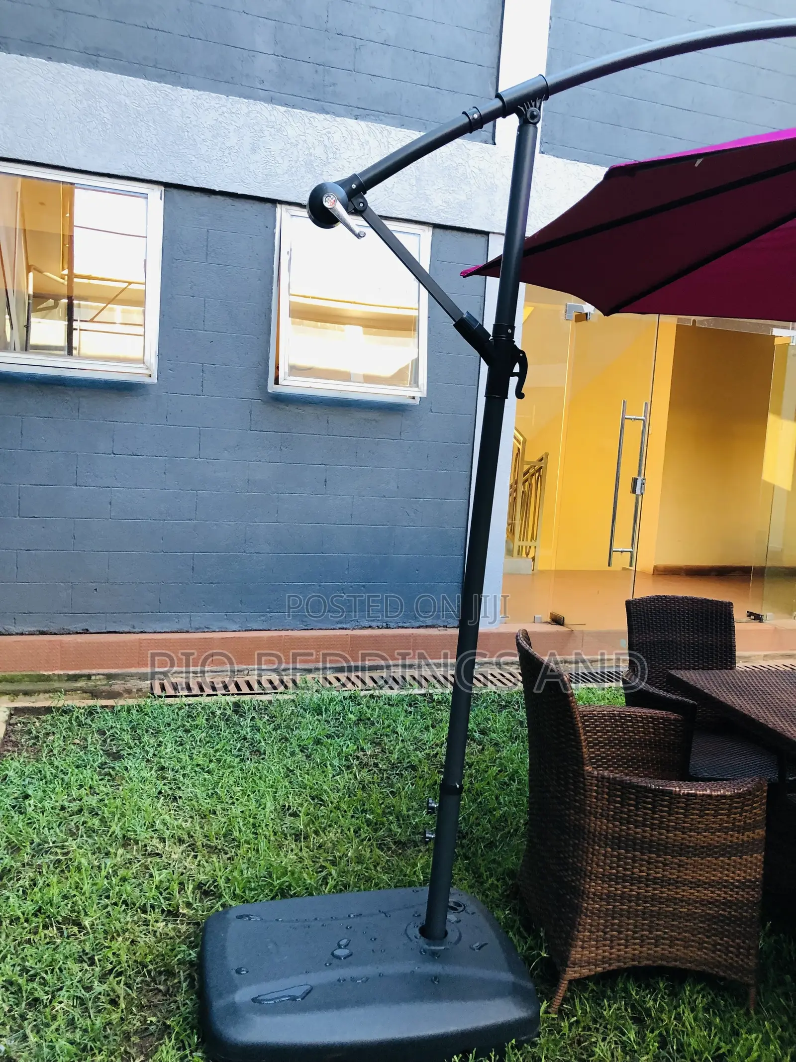 Garden Business Umbrella With Base