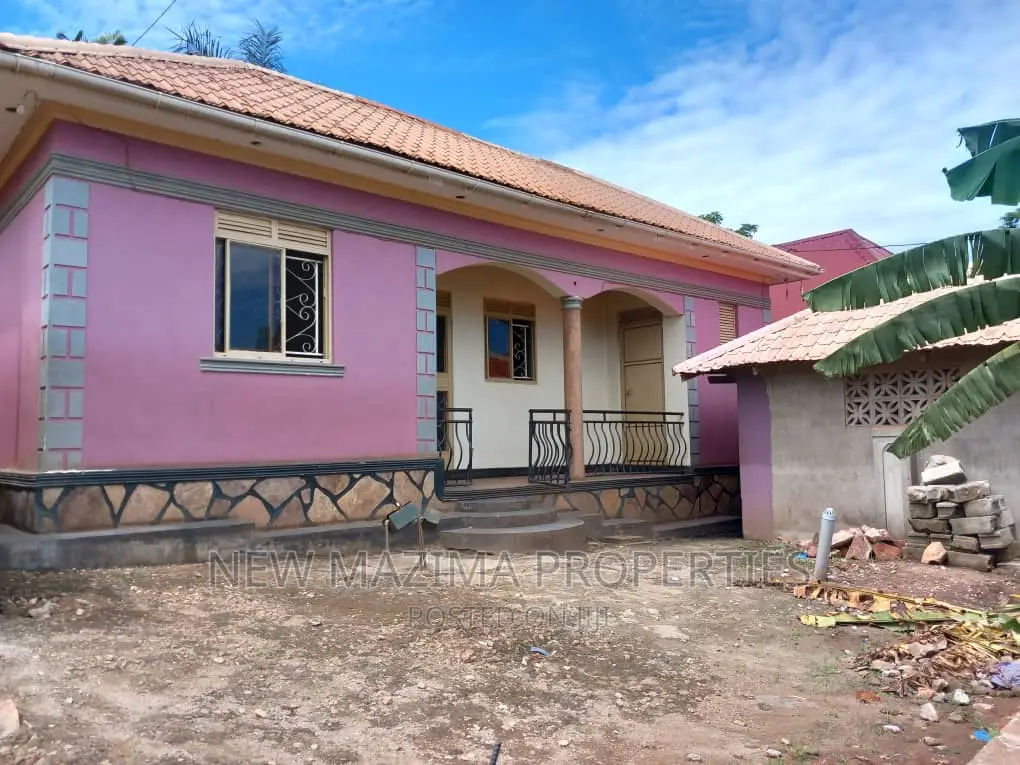 2bdrm Bungalow in Salaama Munyonyo, Central Division for sale