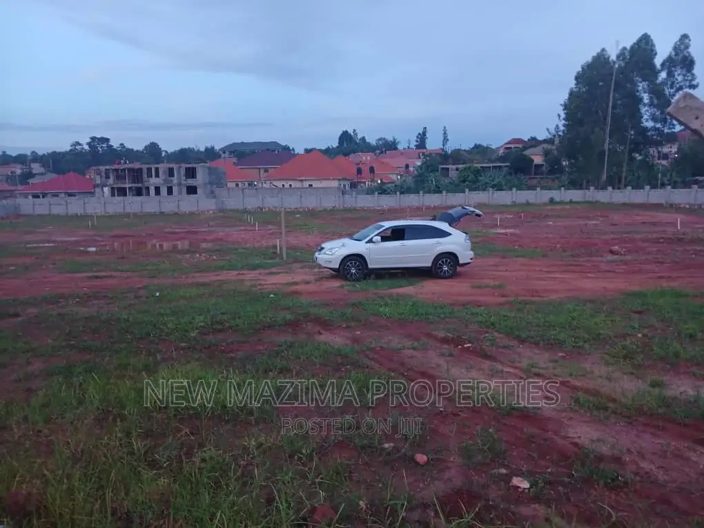 Very Beautiful Affordable Plots Quick Sale Bwebajja Ntebe Rd