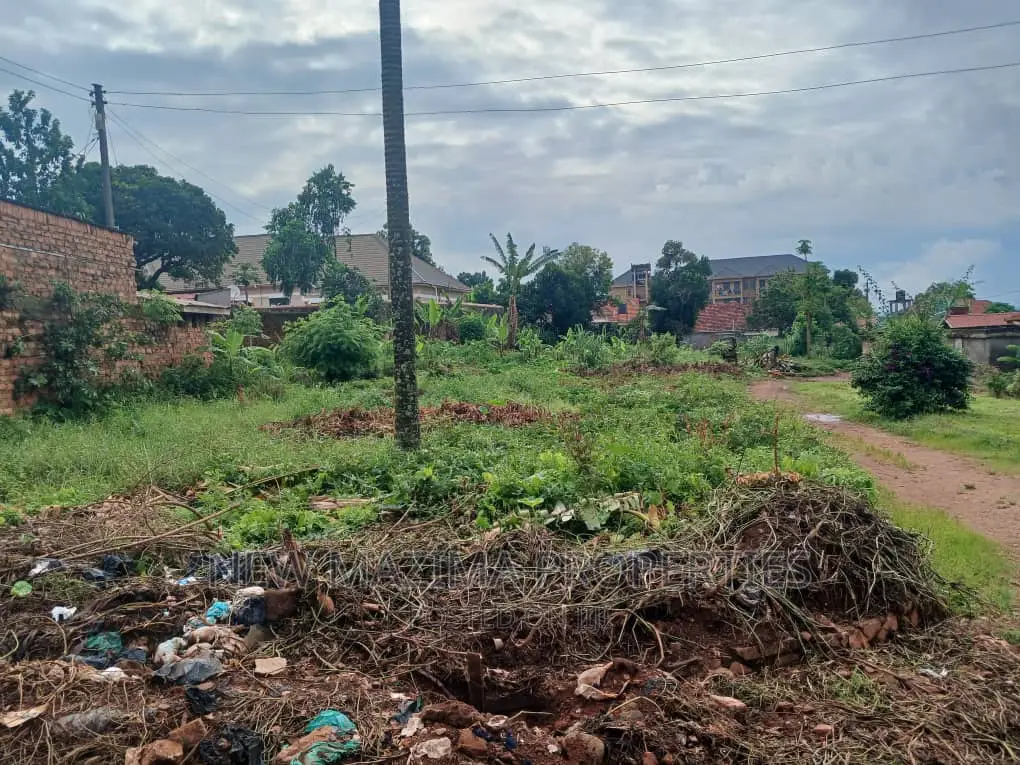 20 Decimals Plot on Quicksale in Heart of Kabowa Heights