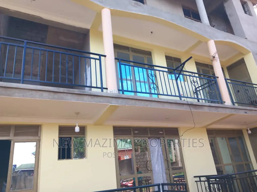 2bdrm Block of Flats in Salaama Munyonyo Rd, Central Division for rent
