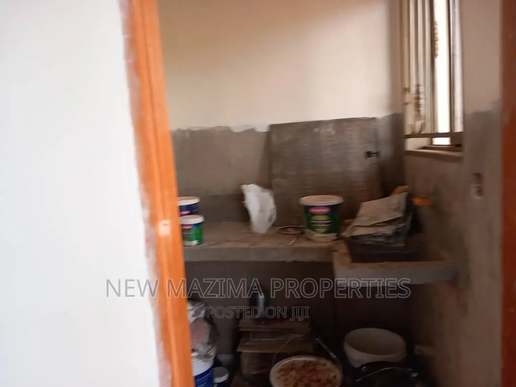 2bdrm Block of Flats in Salaama Munyonyo Rd, Central Division for rent