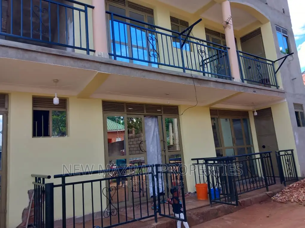 2bdrm Block of Flats in Salaama Munyonyo Rd, Central Division for rent