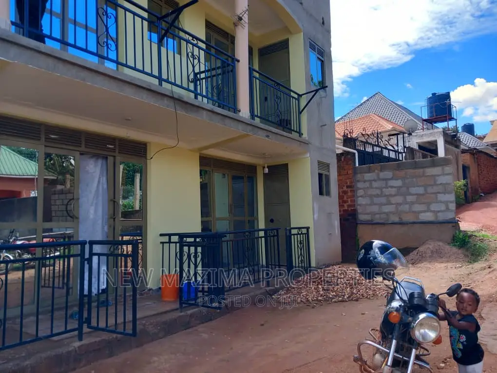 2bdrm Block of Flats in Salaama Munyonyo Rd, Central Division for rent