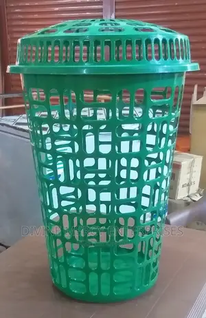 Laundry Basket With Lid