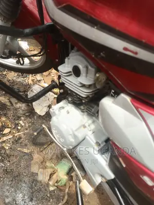 TVS HLX 125 2023 Red