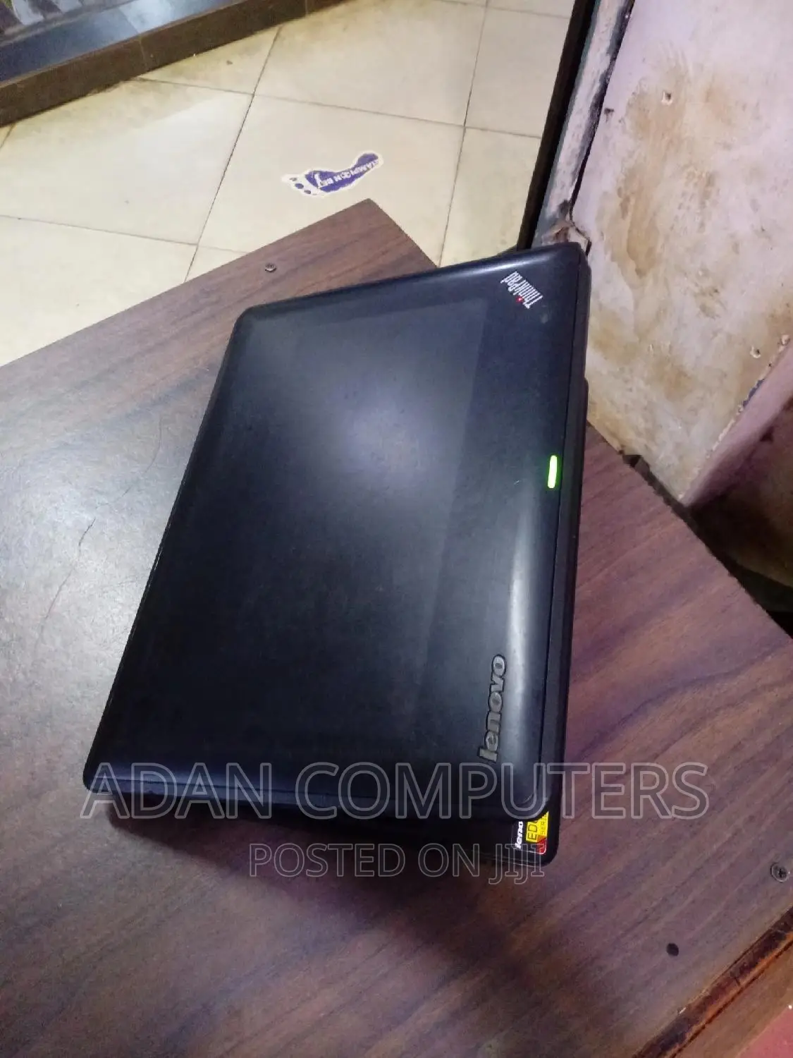 Laptop Lenovo ThinkPad X131e 2GB Intel Core 2 Duo HDD 160GB
